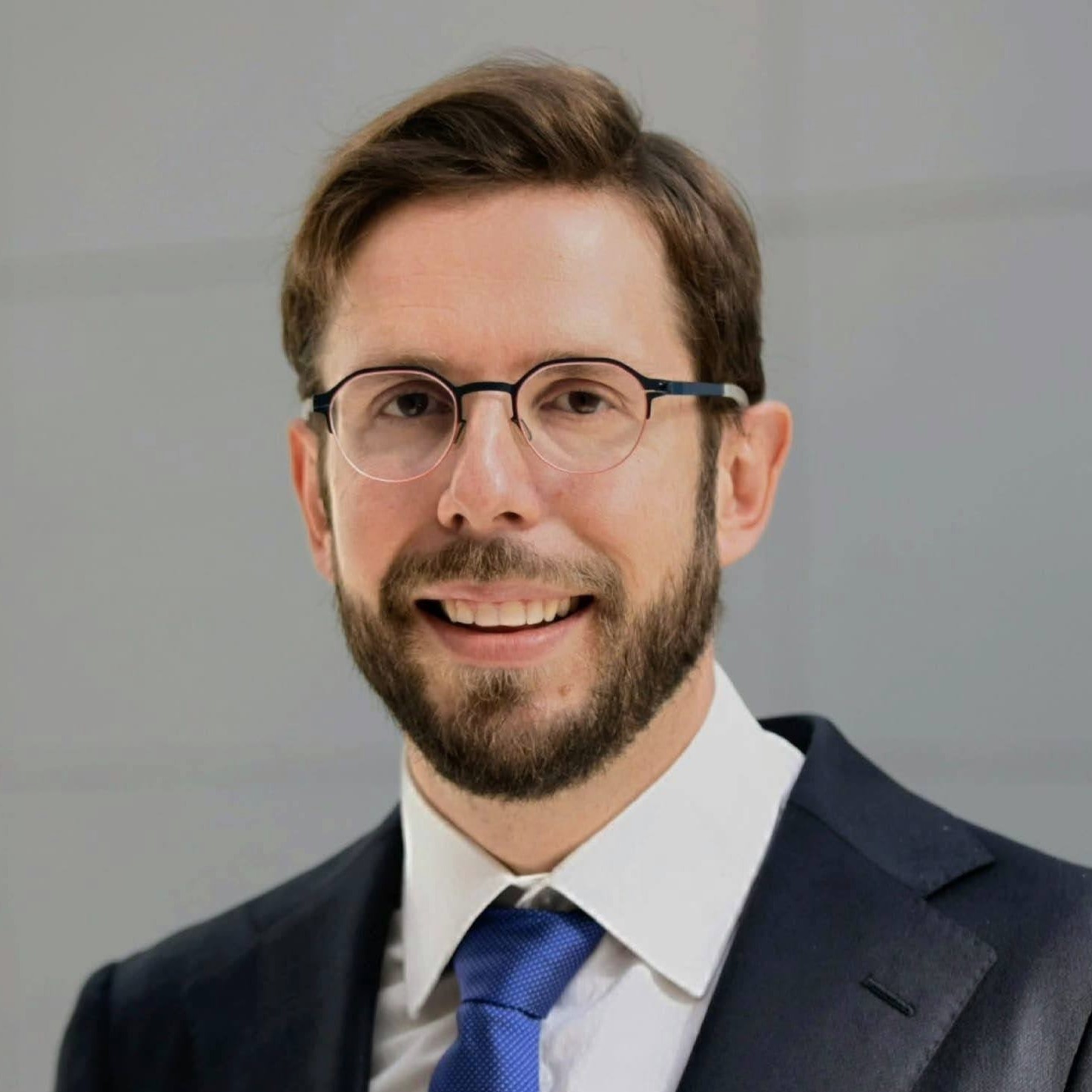 Dr Andrés Barreneche García